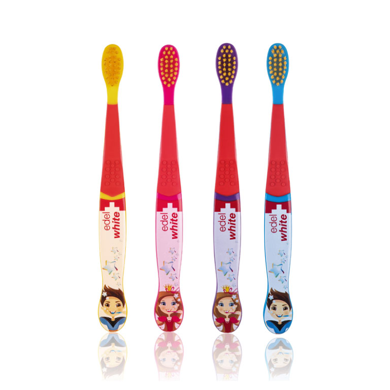Line up of edel+white Kids Flosserbrush toothbrush with Princess Heidi and Robo Pete